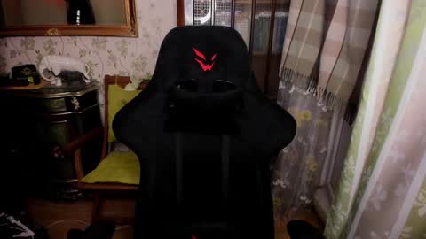 Snapshot of oscar_wildy chatting on December 21, 2024, 6:41 am Oscar online show from December 21, 2024, 6:41 am