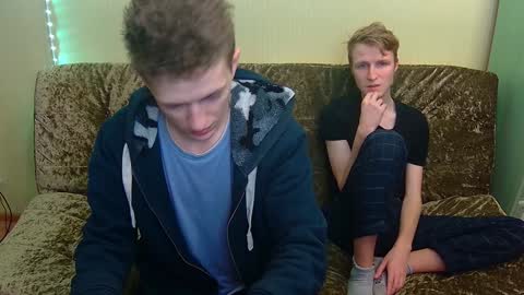 Snapshot of oscar_wildy chatting on December 27, 2024, 1:28 pm Oscar online show from December 27, 2024, 1:28 pm