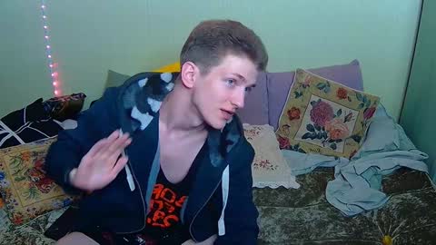 Snapshot of oscar_wildy chatting on January 5, 2025, 11:22 pm Oscar online show from January 5, 2025, 11:22 pm