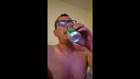 oscararinnn online show from June 3, 2026, 11:43 pm