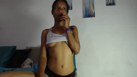 Snapshot of osirishills chatting on September 23, 2025, 10:13 pm OsirisHills online show from September 23, 2025, 10:13 pm