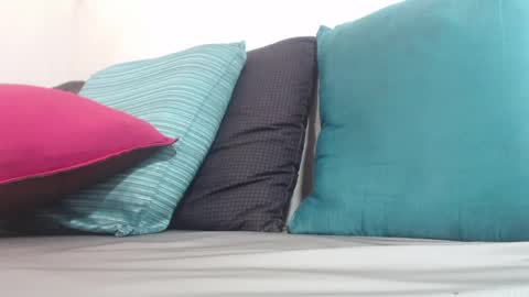 Snapshot of osirishills chatting on October 5, 2025, 4:49 pm OsirisHills online show from October 5, 2025, 4:49 pm