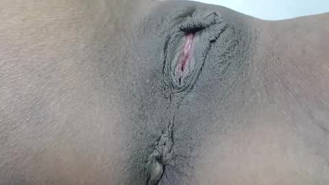 Snapshot of osirishills chatting on October 13, 2025, 8:09 pm OsirisHills online show from October 13, 2025, 8:09 pm