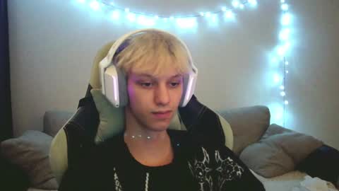 Ostin online show from December 6, 2024, 10:38 am