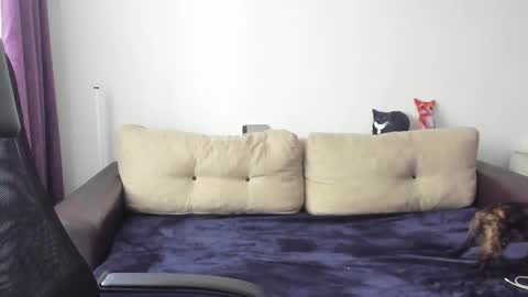 Ostin online show from October 7, 2025, 7:05 am