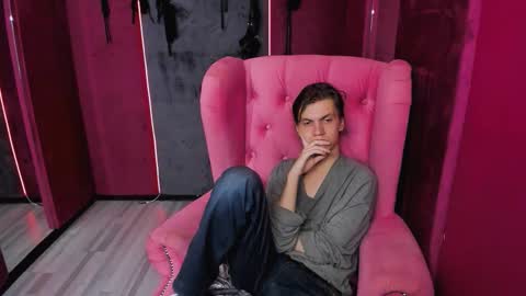 Otto online show from October 7, 2025, 9:06 am