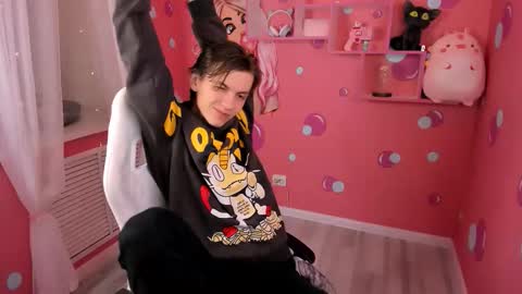 Otto online show from October 12, 2025, 3:33 pm