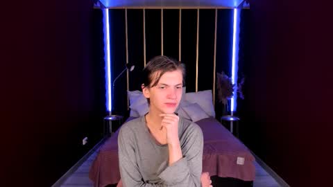 Otto online show from October 17, 2025, 9:17 pm