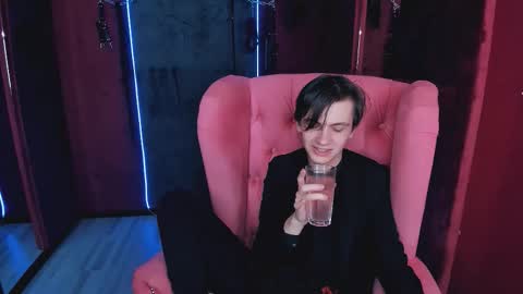 Otto online show from November 2, 2025, 3:36 pm