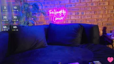 Snapshot of ourjourneyxoxo chatting on September 29, 2025, 7:46 am OurJourneyXoXo online show from September 29, 2025, 7:46 am