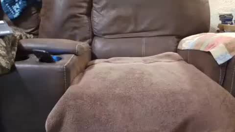 Snapshot of outdoorsmanmark71 chatting on December 21, 2025, 9:44 pm outdoorsmanmark71 online show from December 21, 2025, 9:44 pm