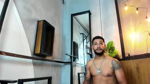 Snapshot of owen_scottx chatting on November 5, 2025, 4:23 am Owen Scott online show from November 5, 2025, 4:23 am