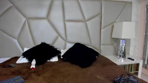 owen_stone1 online show from April 11, 2026, 11:20 pm