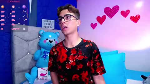 Owen  Independent model  online show from February 21, 2025, 2:17 am