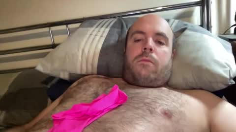 Owen2022 online show from February 12, 2026, 7:36 am