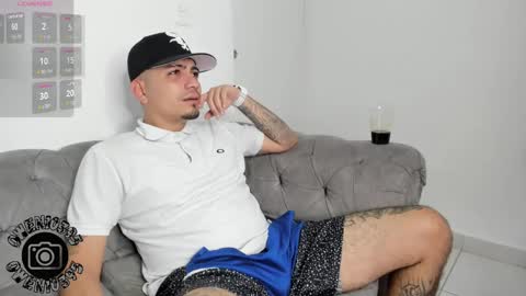 O W E N - S T O N E online show from October 15, 2025, 3:50 am