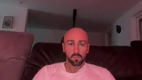 Snapshot of oxlade59 chatting on October 19, 2025, 6:47 am oxlade59 online show from October 19, 2025, 6:47 am