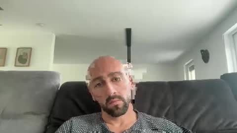 Snapshot of oxlade59 chatting on October 21, 2025, 11:33 am oxlade59 online show from October 21, 2025, 11:33 am