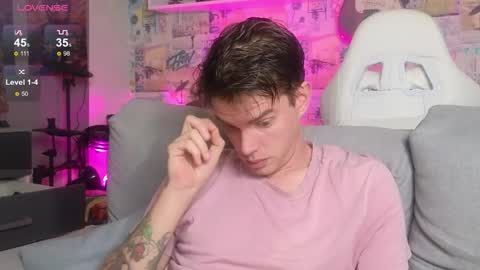 Mike online show from November 24, 2025, 1:11 pm