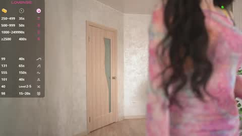 Oxana   Hi friends all my videos are 50 off check my bio online show from April 13, 2026, 9:15 am