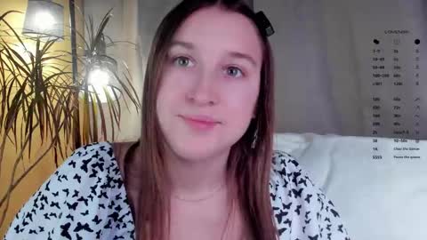 Caroline or just Lina online show from November 23, 2025, 1:49 am