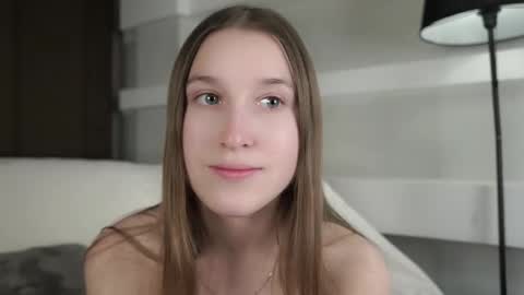 Caroline or just Lina online show from January 9, 2026, 1:19 am