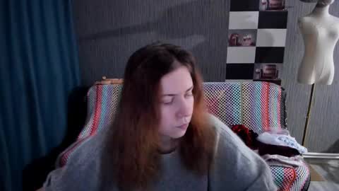 Ella online show from December 21, 2025, 12:56 pm