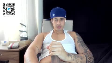 Javi    online show from November 21, 2025, 6:28 pm