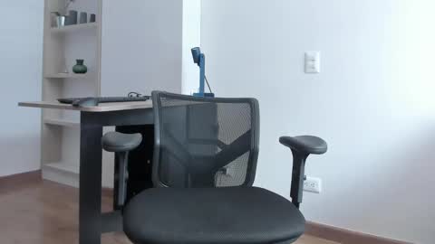 Snapshot of pablo_rincon95 chatting on February 2, 2025, 2:13 pm pablo rincon95 online show from February 2, 2025, 2:13 pm