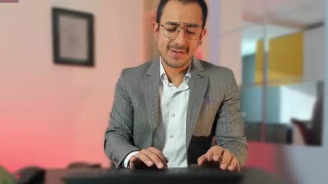 pablo rincon95 online show from July 28, 2026, 9:36 pm