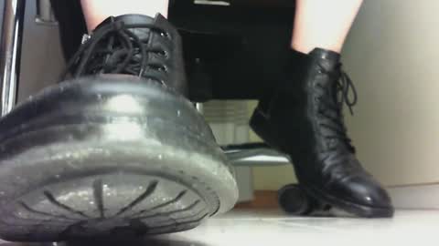 Pablo Meness online show from February 11, 2025, 6:01 pm