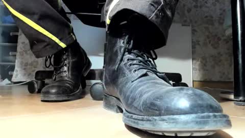 Pablo Meness online show from November 11, 2025, 5:46 pm