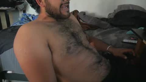 Snapshot of packmanmx chatting on January 21, 2025, 11:45 pm Alberto online show from January 21, 2025, 11:45 pm