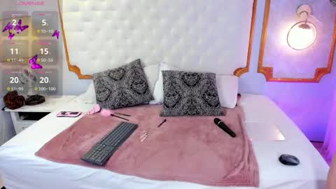 PaIIgePeach online show from October 29, 2025, 8:10 pm