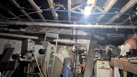 Eros online show from November 26, 2025, 10:38 am