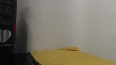 paiperhalliwey online show from March 12, 2025, 8:20 pm