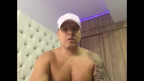 paisaexotico online show from October 24, 2025, 6:37 pm