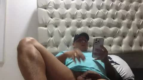 paisaexotico online show from February 22, 2026, 8:24 am