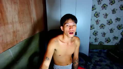 palaiyot143 online show from October 18, 2025, 12:39 pm