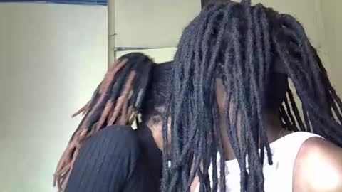 palashyuma online show from October 18, 2025, 2:51 pm