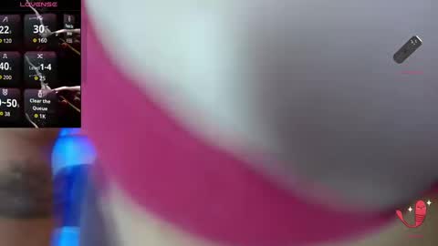 Snapshot of pamela_2863 chatting on September 18, 2025, 10:01 pm pamela_2863 online show from September 18, 2025, 10:01 pm