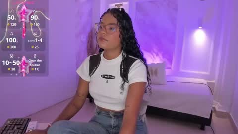 Snapshot of pamela_78_ chatting on January 10, 2025, 7:11 pm pamela online show from January 10, 2025, 7:11 pm