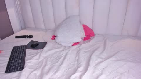 Snapshot of pamela_78_ chatting on November 1, 2025, 7:49 pm pamela online show from November 1, 2025, 7:49 pm