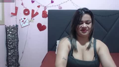 pamela_echeverria online show from April 1, 2026, 11:44 am