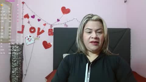 pamela_echeverria online show from May 20, 2026, 11:05 am