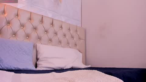 Pamela online show from October 29, 2025, 7:59 pm