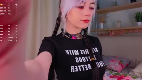 Diana online show from November 20, 2025, 3:12 pm