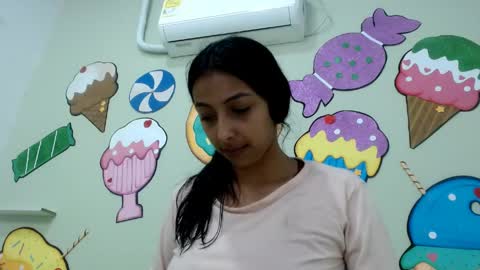 pamelaskiny20 online show from May 25, 2026, 4:29 am