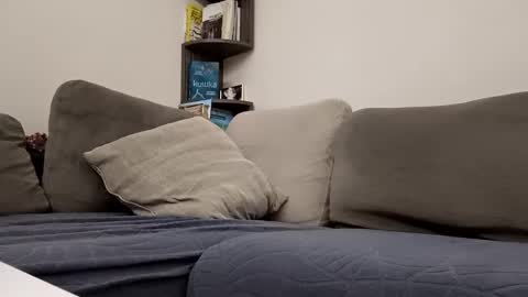 Snapshot of pamid215 chatting on November 3, 2025, 9:27 pm angel hris online show from November 3, 2025, 9:27 pm