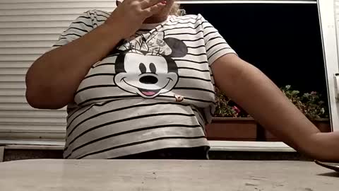 Snapshot of pamid215 chatting on November 5, 2025, 8:09 pm angel hris online show from November 5, 2025, 8:09 pm